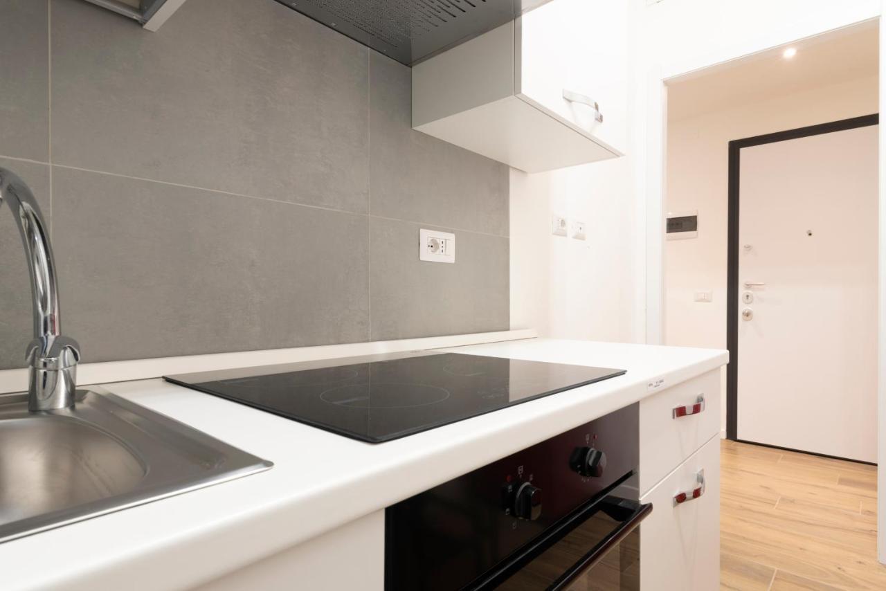 Chic Home Milano "Wifi & Smart Lock" Екстер'єр фото
